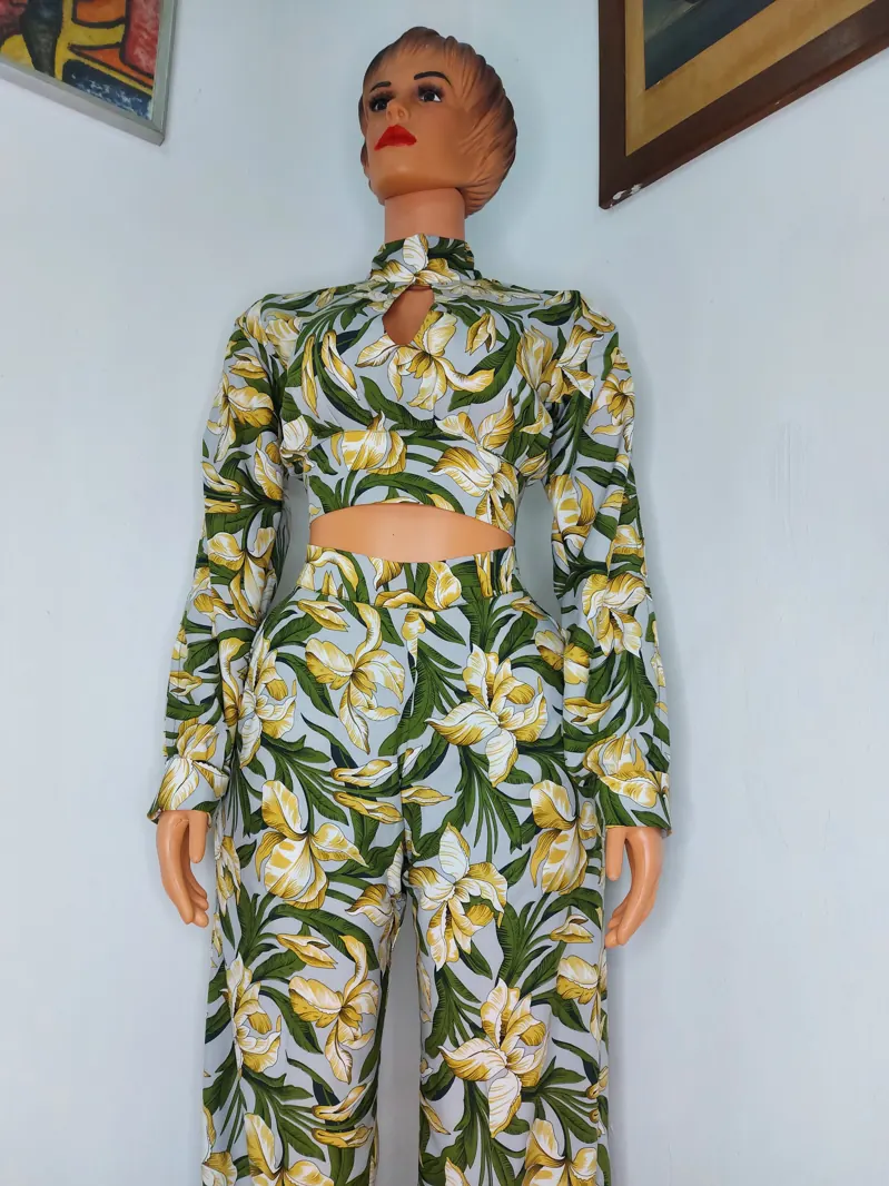 Floral keyhole crop top and trousers